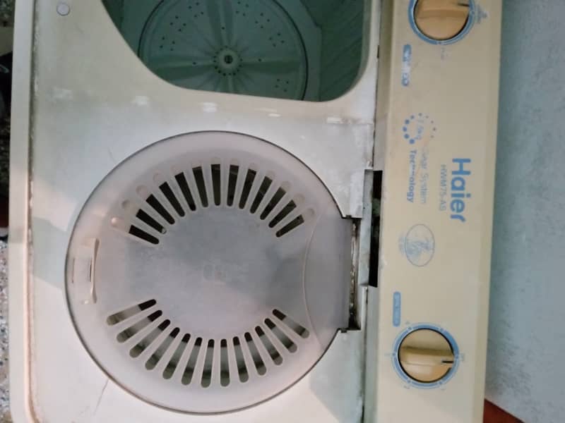 Haier washing machine HWM75-AS with spinner for sale in Rawalpindi 3