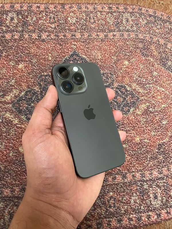 IPhone 15pro Nonpta(lush condition)sim time full WhatsApp(03274117805) 1