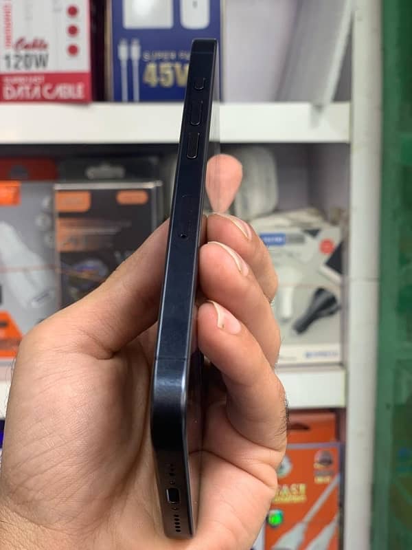 iphone 15 256gb 4