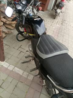 Yamaha YBR 125G 2022