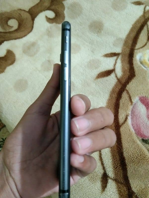 I PHONE 8 FOR SALE 3