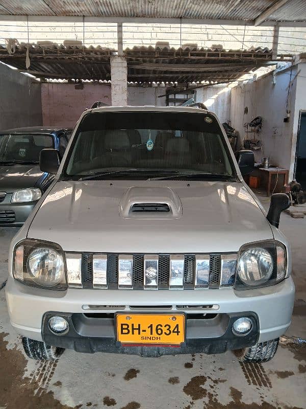 Suzuki Jimny 2011 0