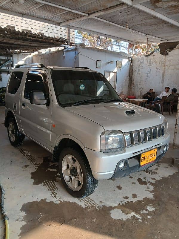 Suzuki Jimny 2011 1