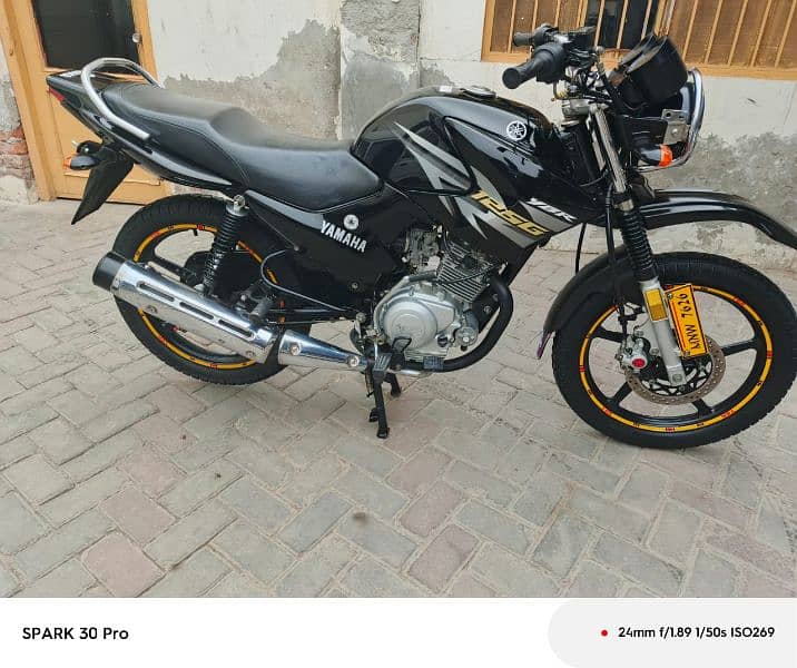 Yamaha ybr 125 G 2019 model full lush condition 3