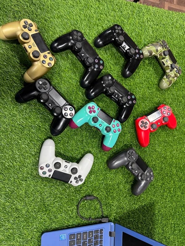 PS4 ORIGINAL CONTROLLERS FOR SALE 0