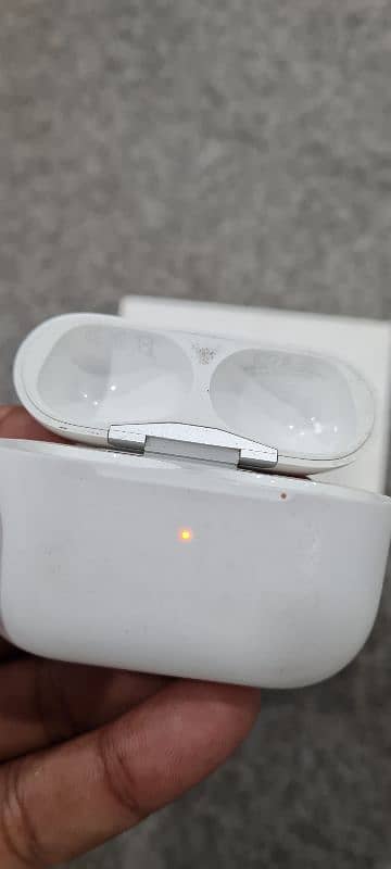 Apple Air Pods Pro 4