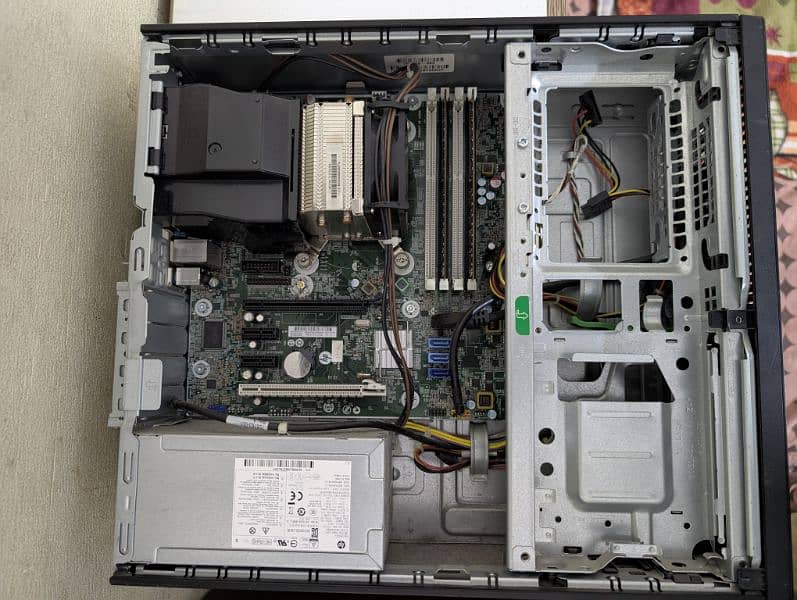 HP desktop (AMD A8) 1