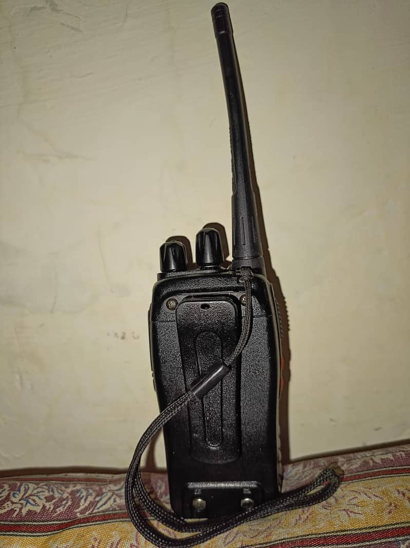 Walkie Talkie Baofeng BF-888s 2