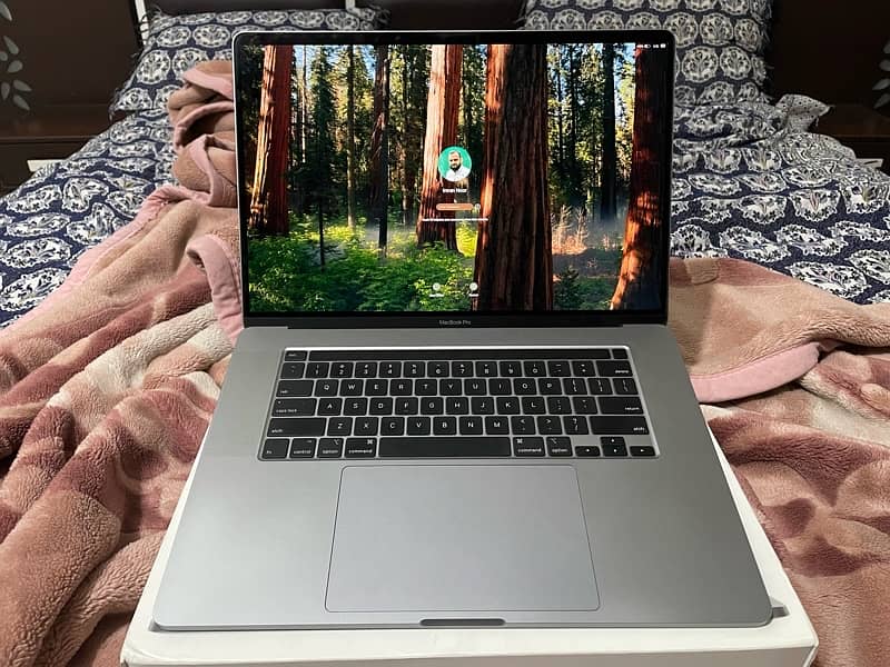 Apple Macbook Pro 16” 2019 2