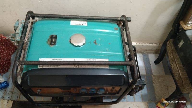 6.5 selling generator with fresh new condition koi fault nii ha bilkul 1