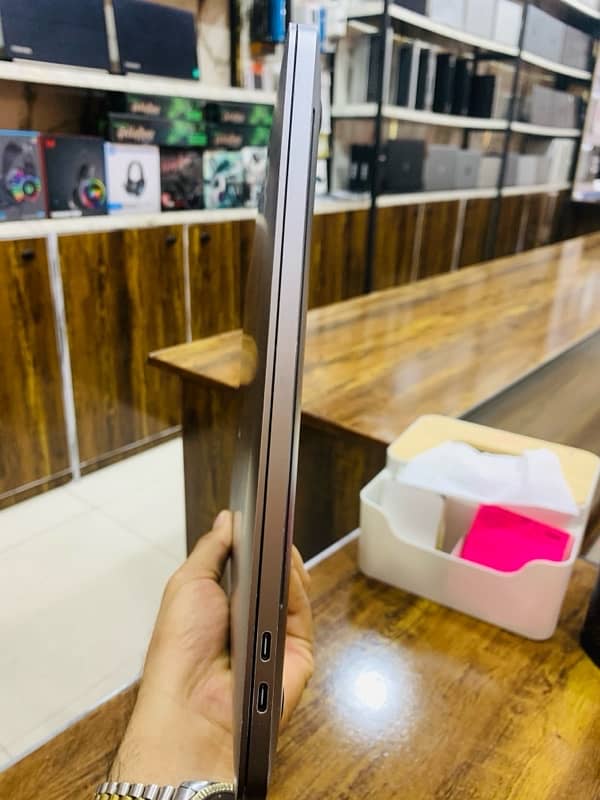 Apple MacBook pro 2019 (2141) 16inches 4