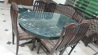 Solid Wooden 6 seater dinning table with cjairs