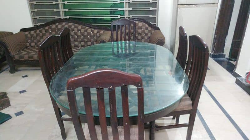 Solid Wooden 6 seater dinning table with cjairs 2