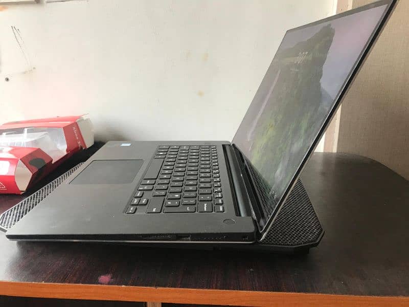 Dell Precision 5530 - 4K Touchscreen 2