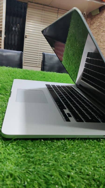 MacBook pro 2015 2