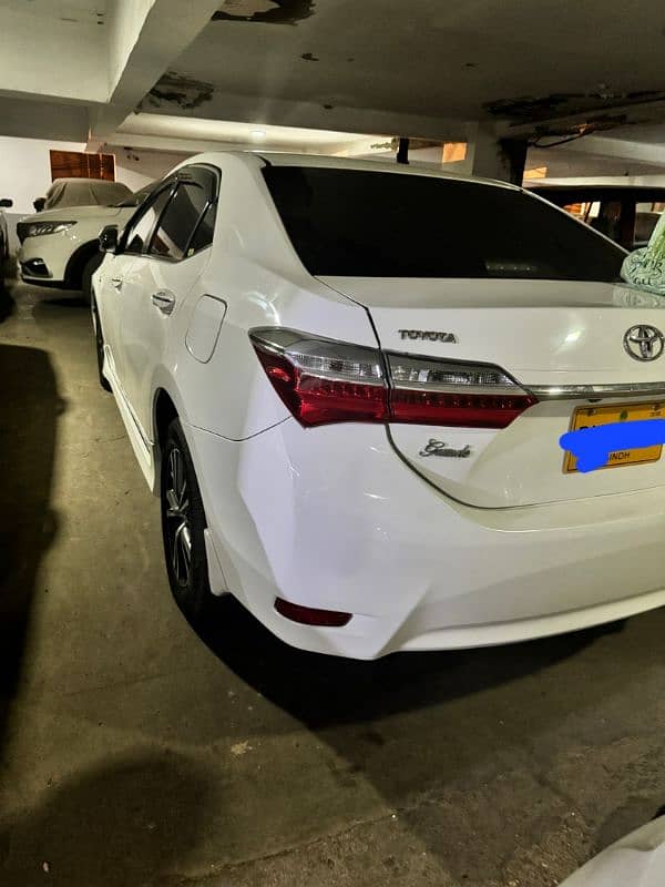 Toyota Altis Grande 2017-18 2