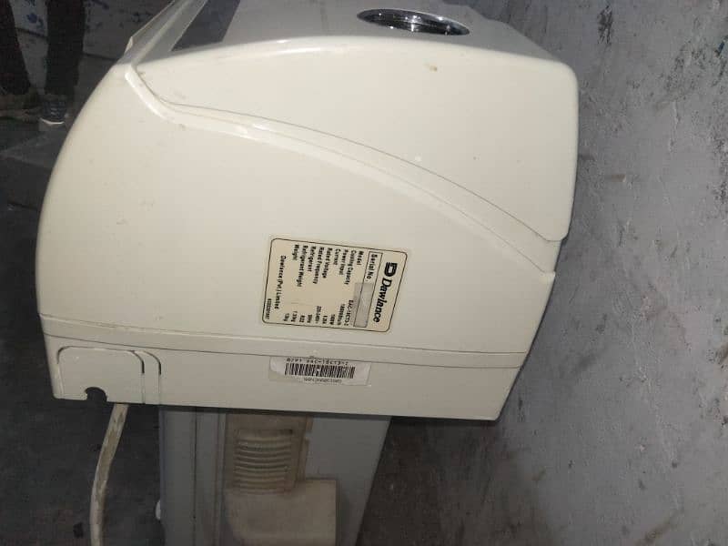 dawlance company simple AC for sale 0