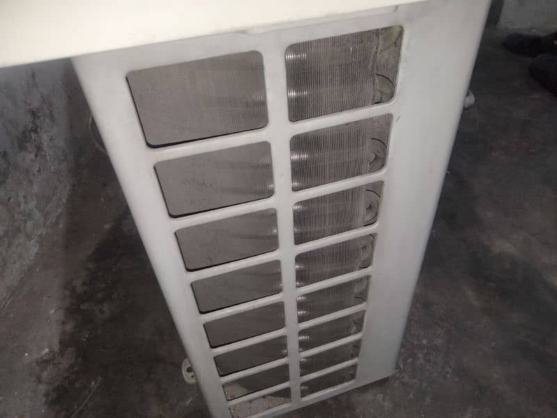 dawlance company simple AC for sale 9