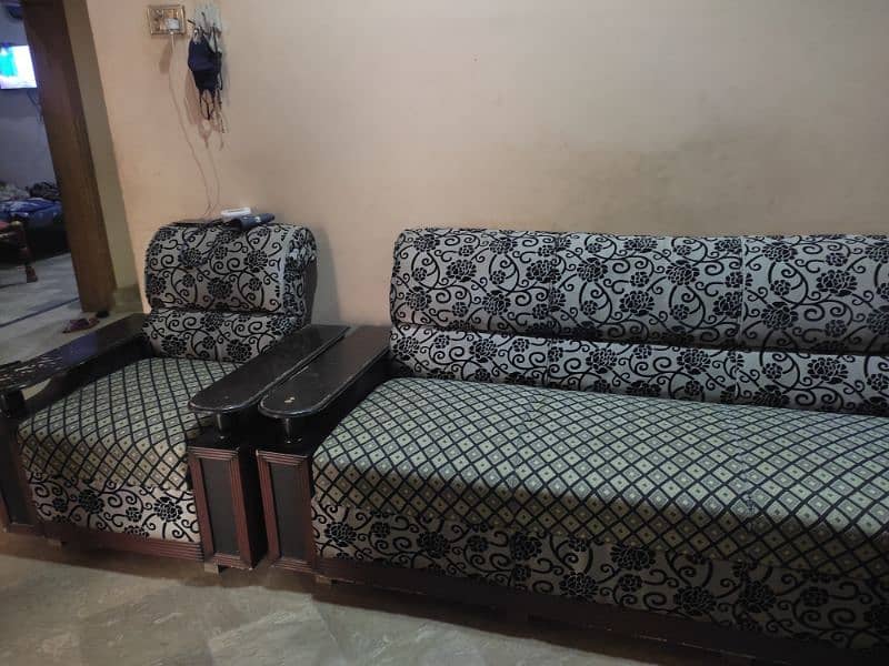 5 seater Sofa 1