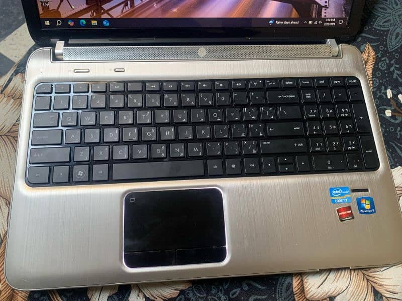 Hp laptop Core i7 2nd Generation 4gb Ram 450 hdd 1