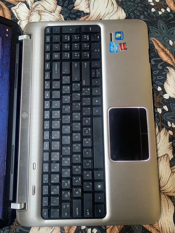 Hp laptop Core i7 2nd Generation 4gb Ram 450 hdd 4