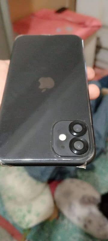 iPhone 11 8