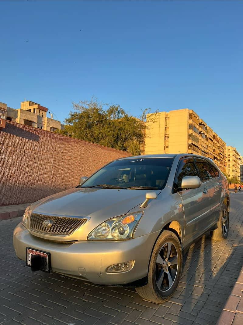 Toyota Harrier 2004 1