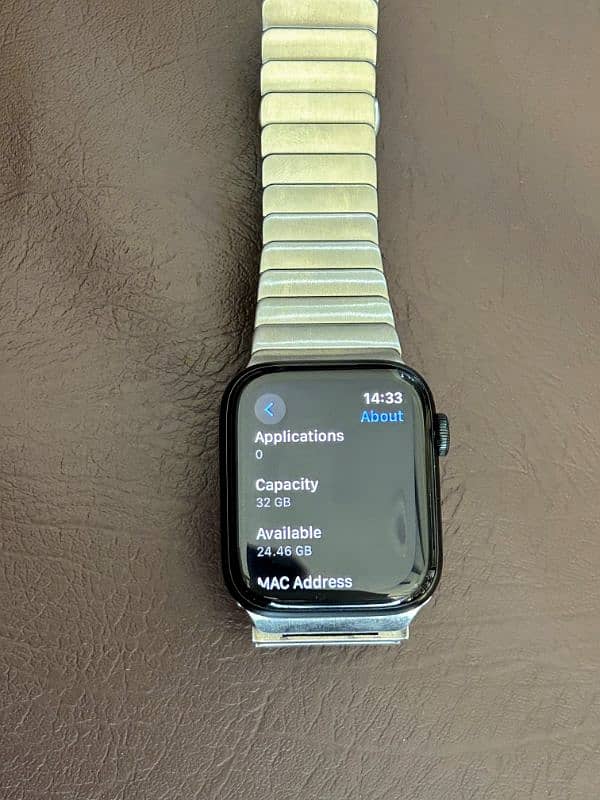 Apple Watch SE 44mm 2nd Generation 8