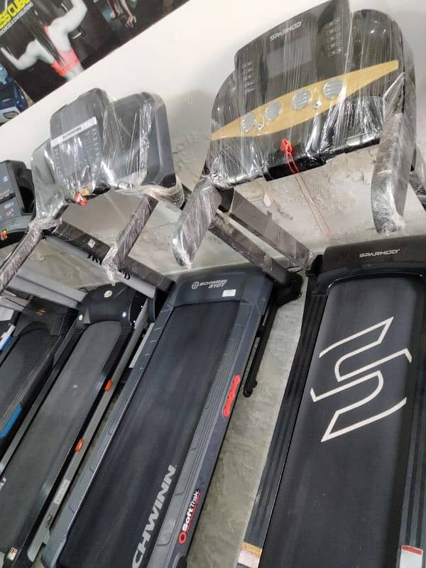 UAE IMPORTED TREADMILLS AVAILABLE FOR SALE. (0333*711*9531) 10