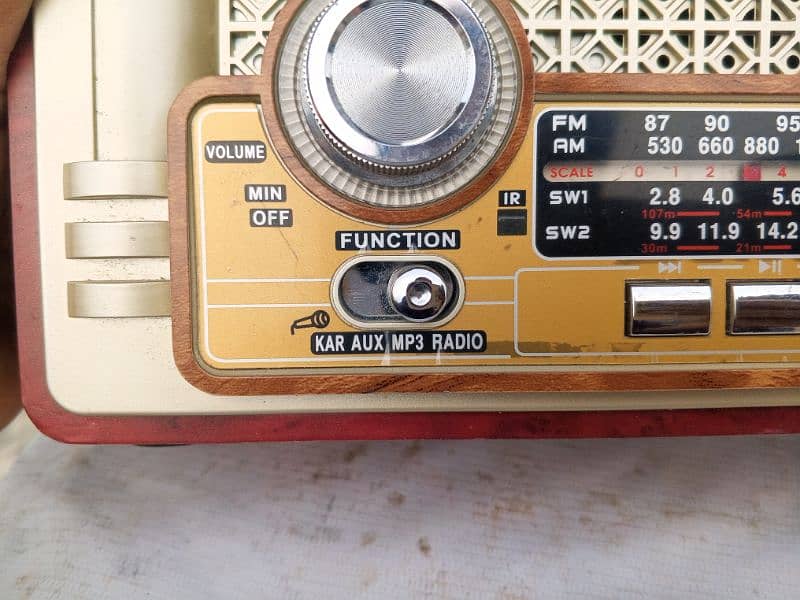 Radio iKon 4 band 5