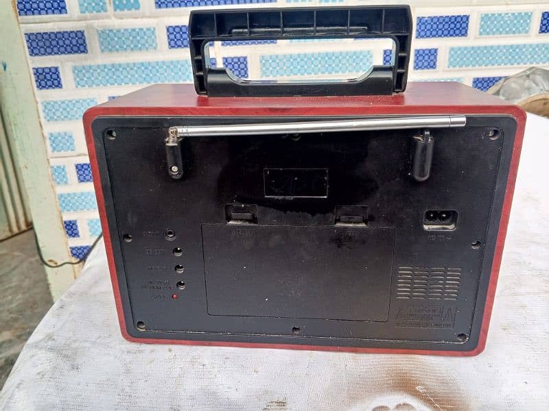 Radio iKon 4 band 9