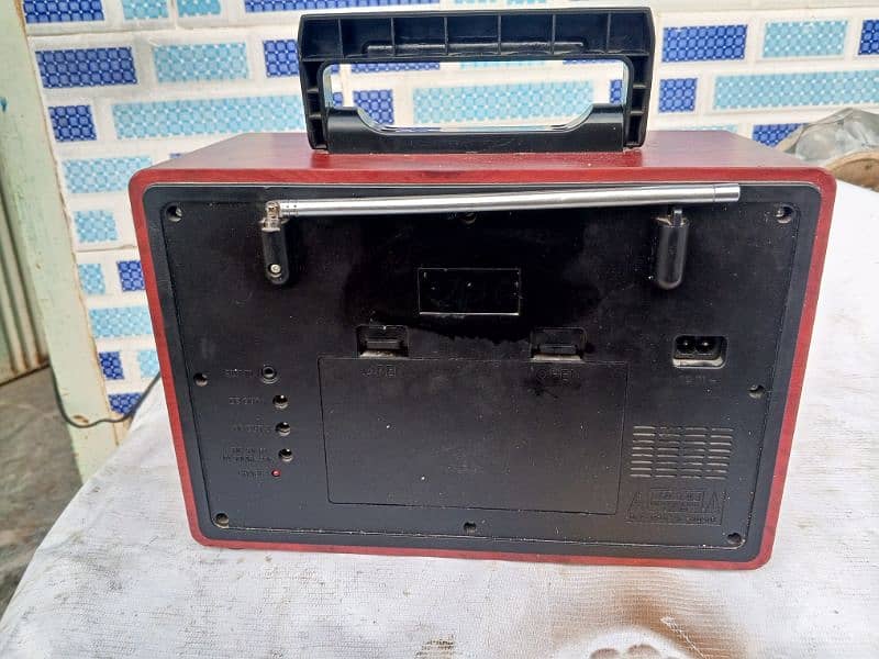 Radio iKon 4 band 10