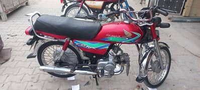 cd  70 bike totally genian good condition