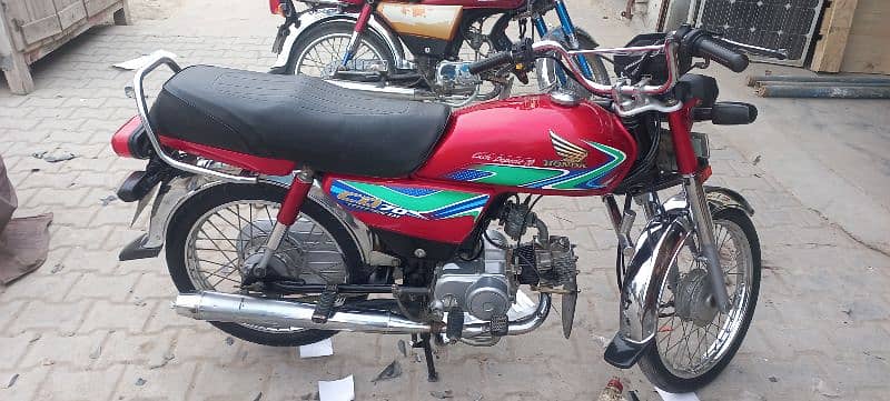 cd  70 bike totally genian good condition 0