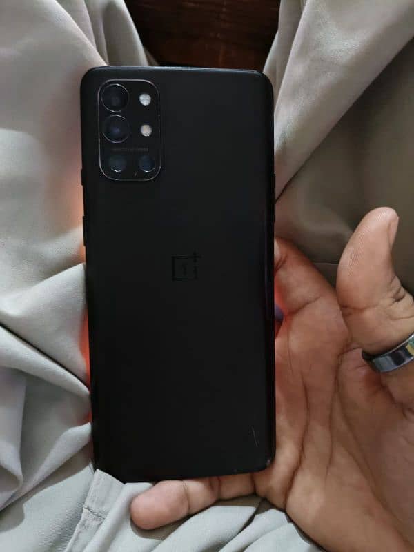 oneplus 9Rrr 2