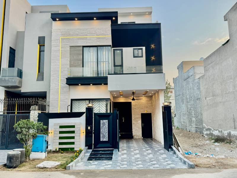 5 Marla FULLY LUXURY Dream Home in Citi Housing Gujranwala Ultimate Lifestyle & Stunning Interiors 7