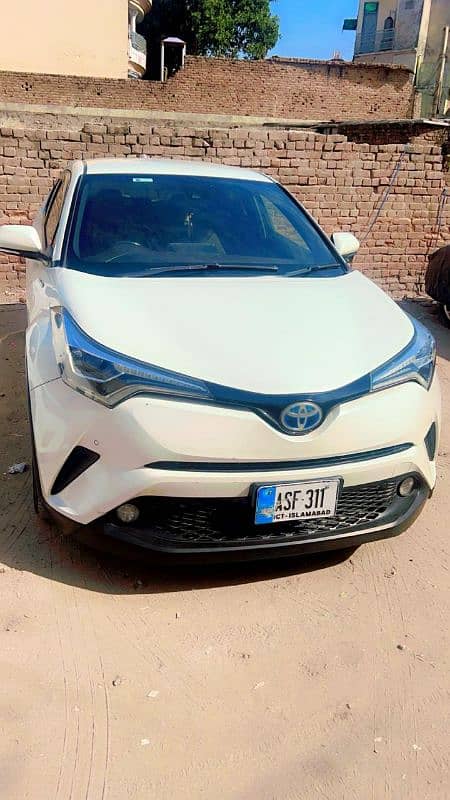 Toyota C-HR 2017 0