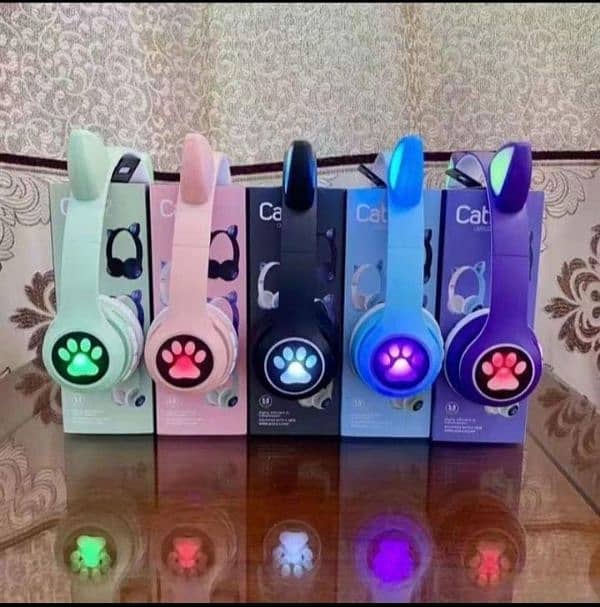 Cat headphones for girls with good quality sound and low price 1