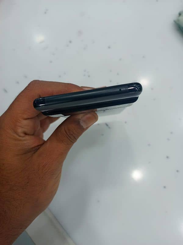 Google Pixel 6 Pro 12gb ram 256 gb memory 5