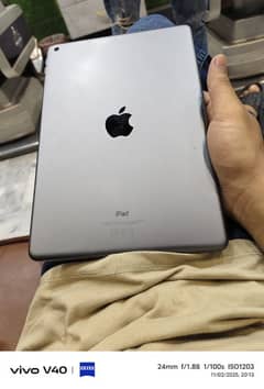 I pad 9th generation 4gb 64 gb 03233463819