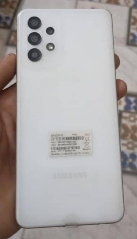 Samsung Galaxy A32   6/128 3