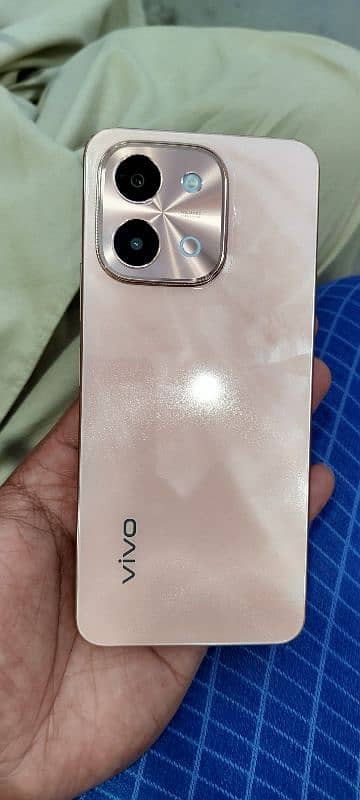 vivo y28 1