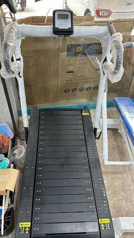 treadmill manual machine New condition for sale 3