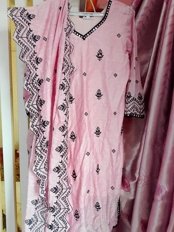 new n preloved dresses 17