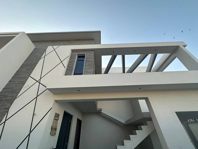 Brand New Bungalow B+G+1 500 Sq Yards For Memon'S Family 2+4 Planning WITH LIFT 0