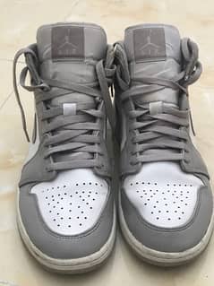 Nike air jordan 1 low wolf grey aliminum size 9 men