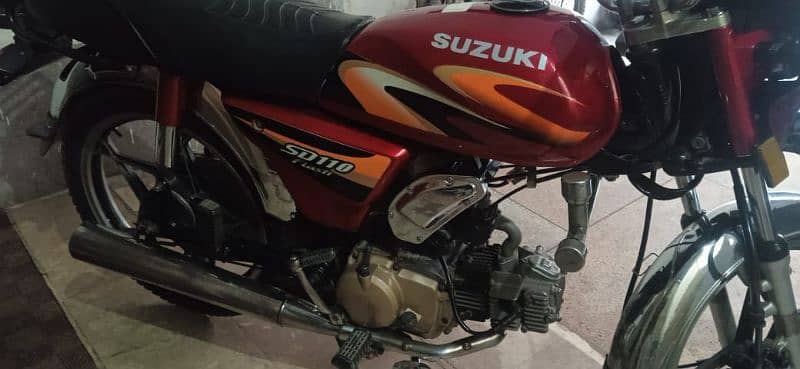 Suzuki : 110: Flash  Model :2003 Contact No O3OO4164457 3