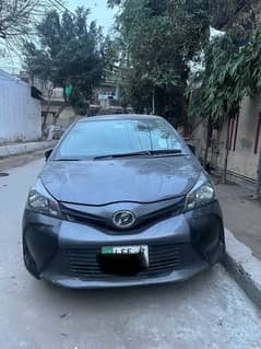 Toyota Vitz 2015