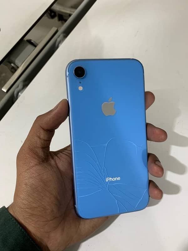 iphone xr -64gb 5