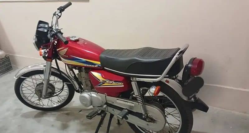 Honda 125 CG 2019 model for urgent sale 1